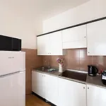 Residenza Nova, A Pochi Passi Dal Centro Nyaraló *